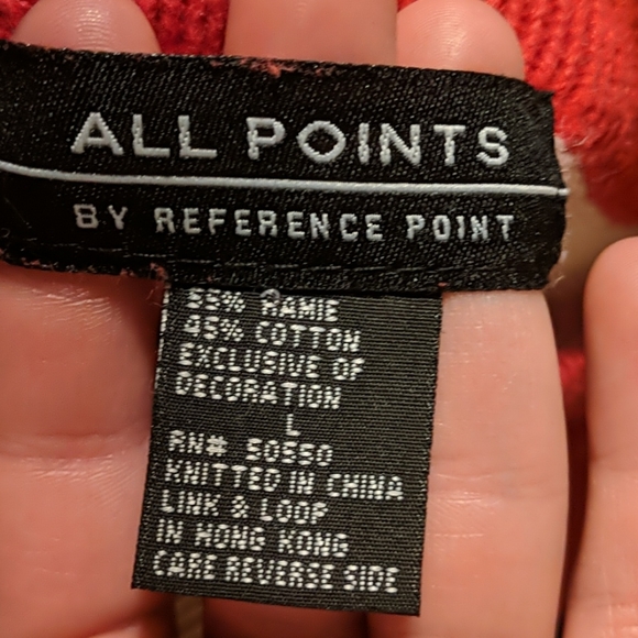 Vintage Christmas Sweater - Picture 6 of 6